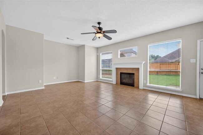 Building Photo - 15411 Redbud Dale Ct