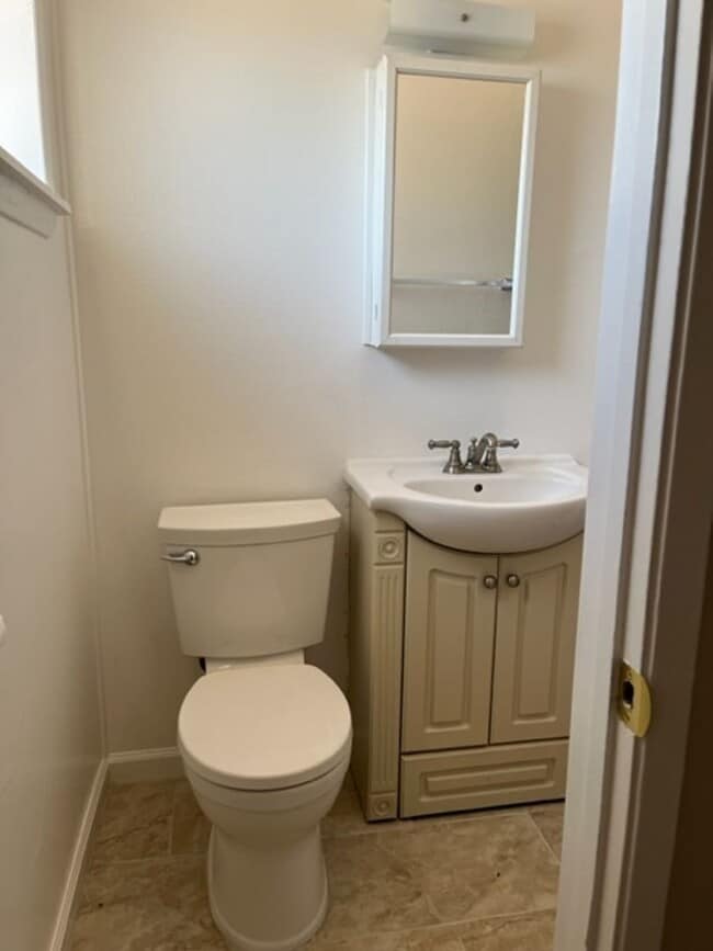 Building Photo - Spacious 3-Bedroom, 2-Bath Home – 1,510 Sq. Ft.