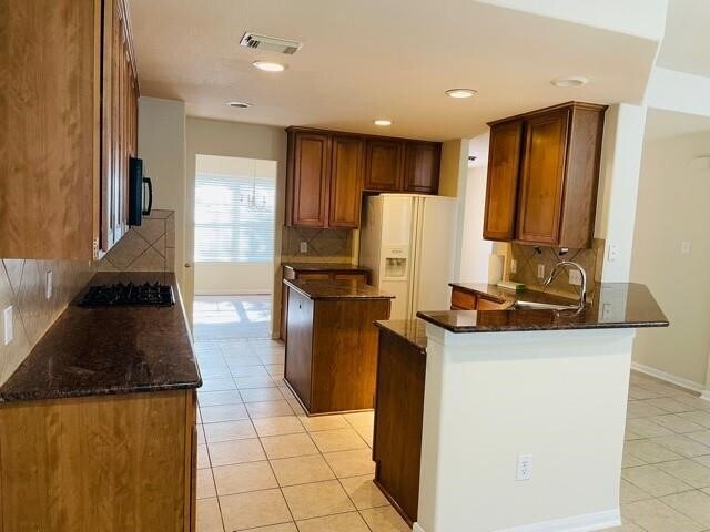Building Photo - 9506 Carsonmont Ln