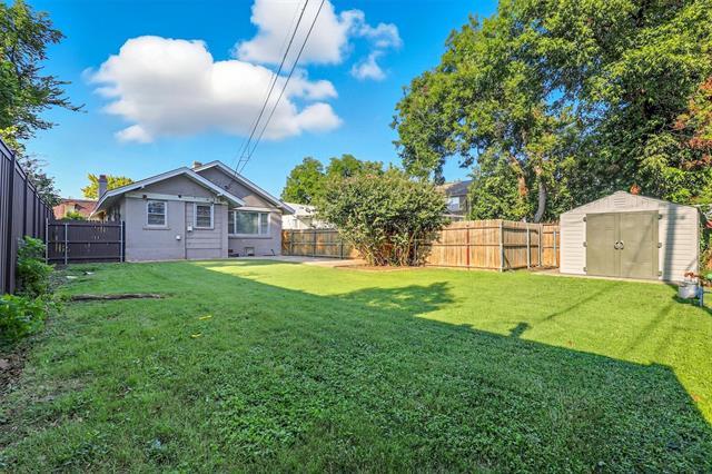 Building Photo - 4933 El Campo Ave