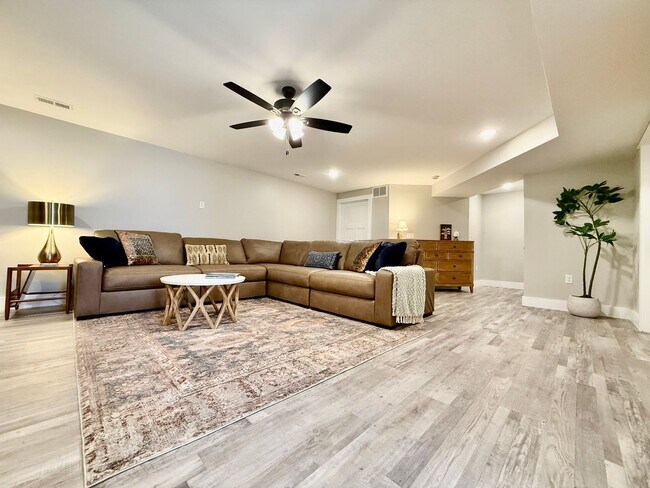 Building Photo - New Construction Home In West Chester, OH 5 BR