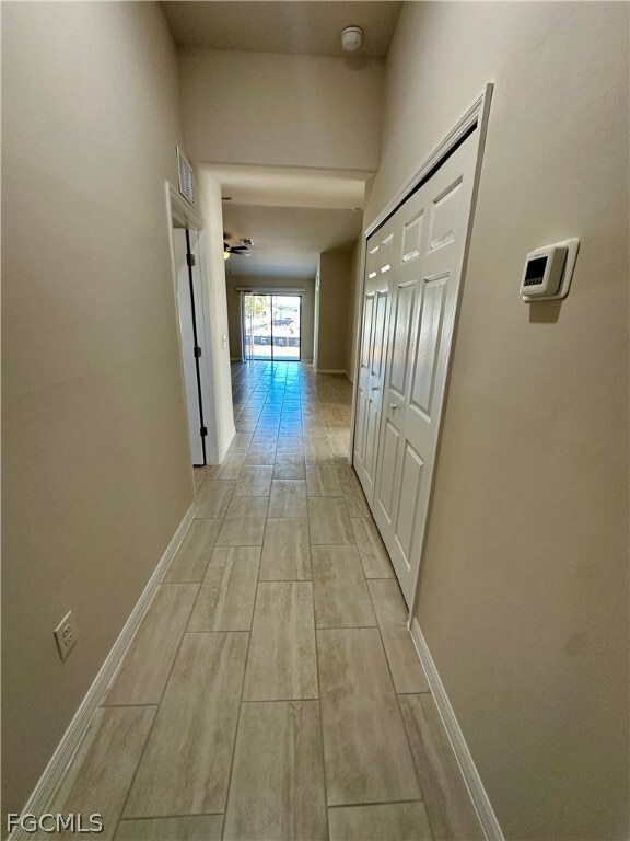 Building Photo - 3821 SW 9th Ave