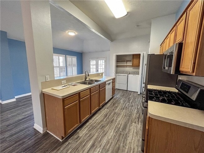 Building Photo - 3739 Marielene Cir