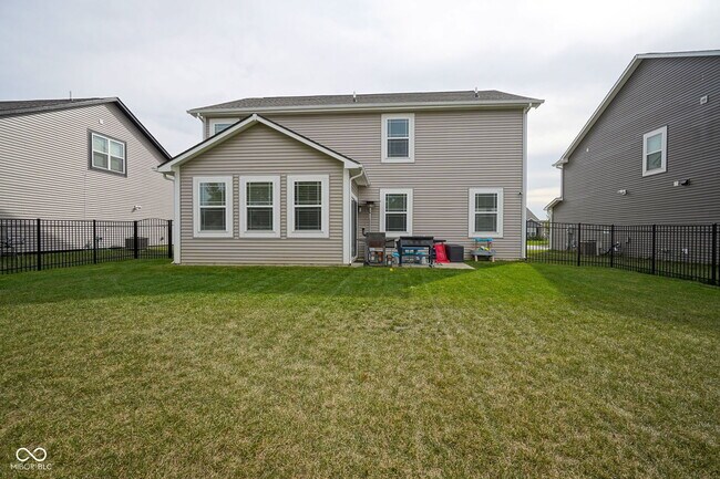 Building Photo - 6810 Birmingham Ave