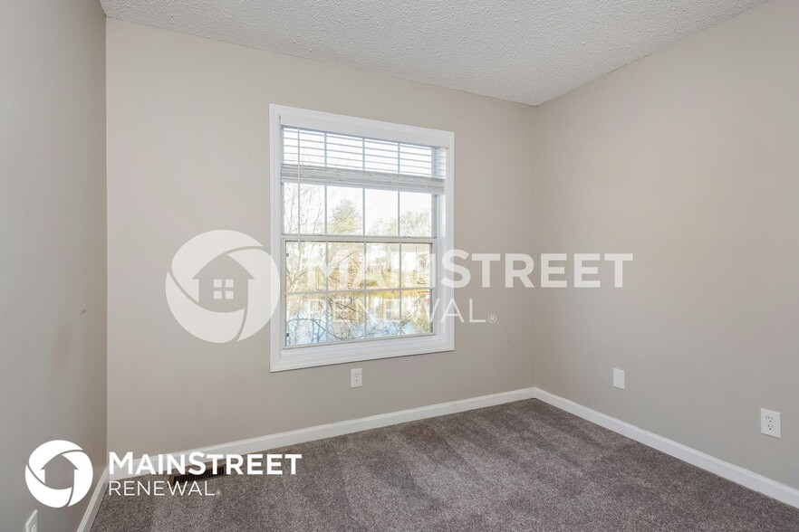 Building Photo - 2872 Betula Dr