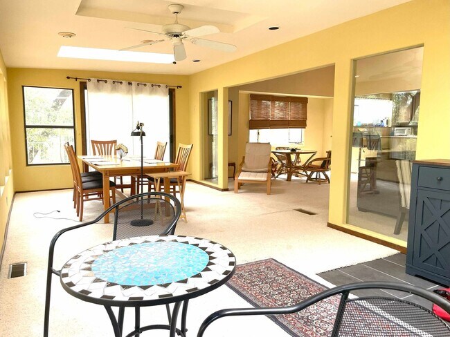 Building Photo - Short term 4-8 mo.  rental-Lake view 3 bedroom, 3 bath plus office in Lake Wildwood, Penn Valley, CA