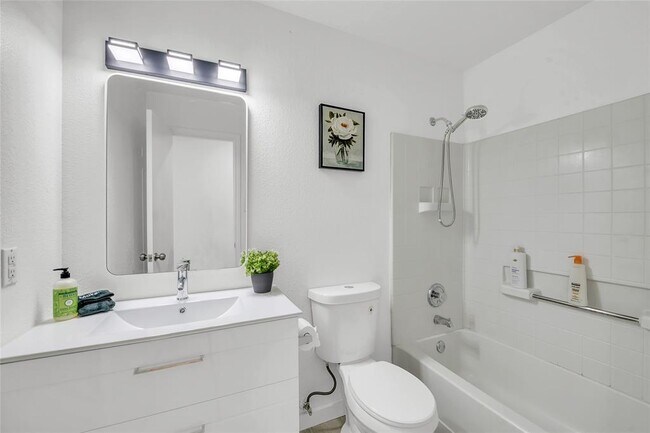 Building Photo - 3514 Banda Ln