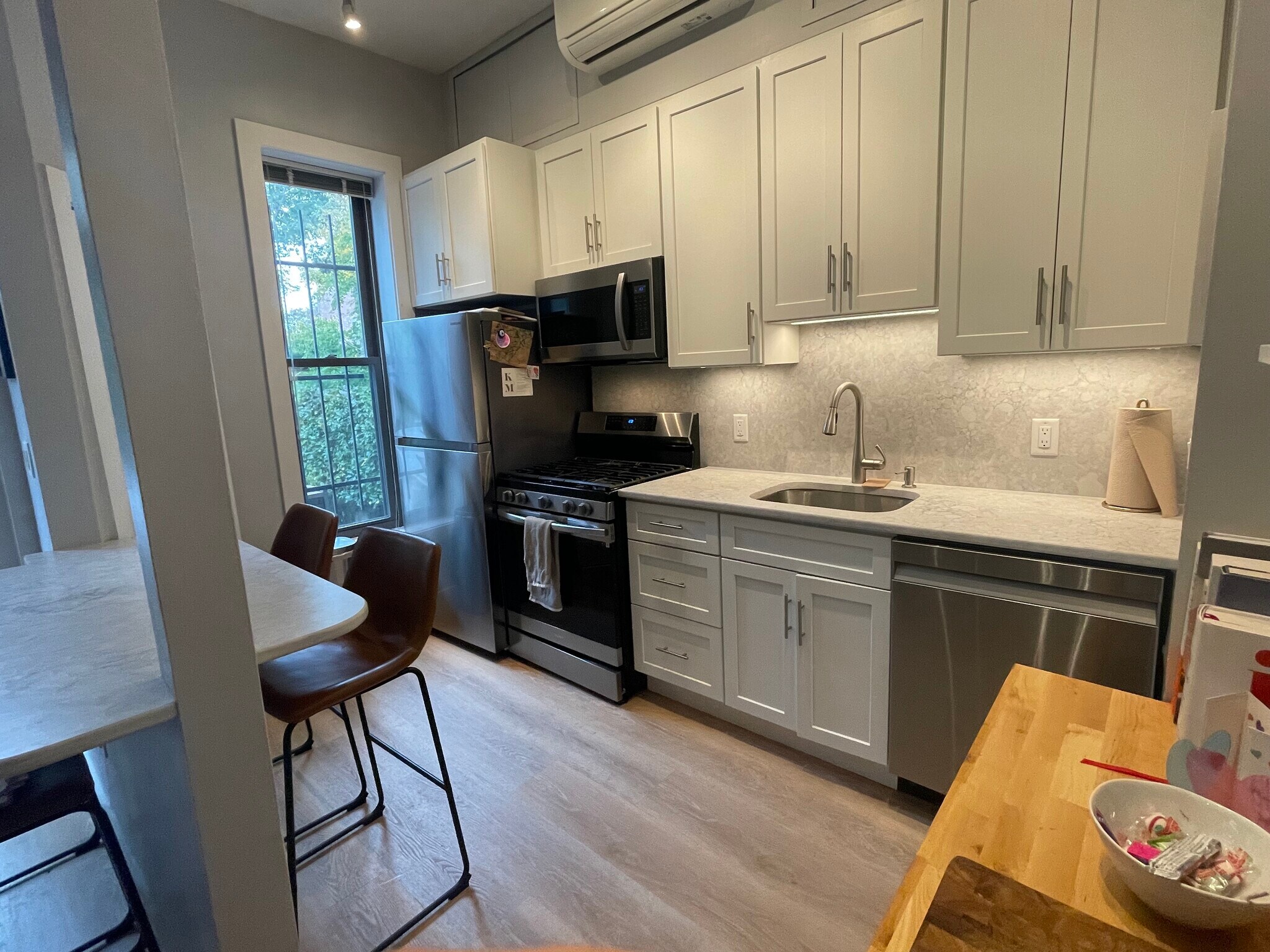 Building Photo - 18 Durham St