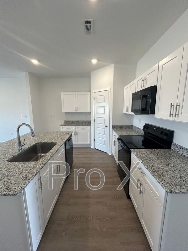 Building Photo - 112 NW 67th Ave