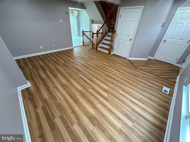 Building Photo - 12705 Town Center Way