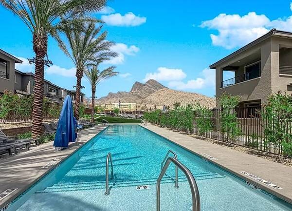 Building Photo - 2451 Altitude St