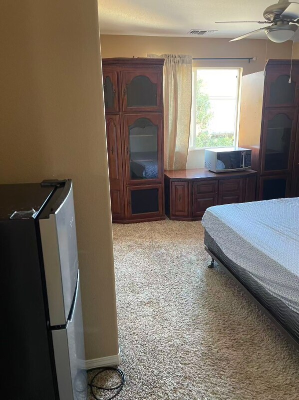 Building Photo - 26256 Palm Tree Ln