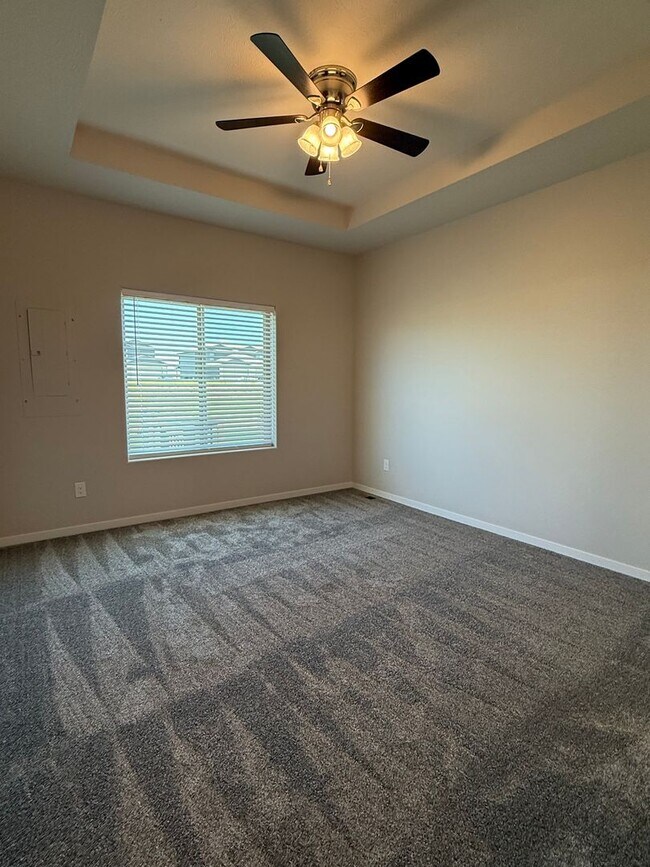 Building Photo - 7004 Claystone Dr