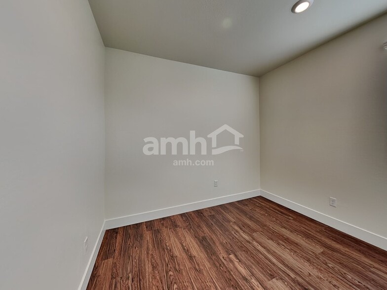 Building Photo - 23126 E Camacho Rd