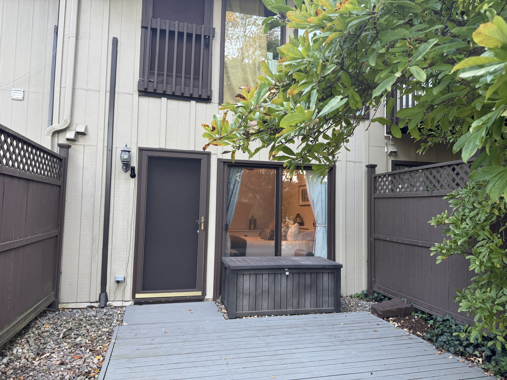 Exterior Rear - 34A Darien