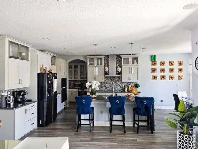Building Photo - 12860 Satin Lily Dr
