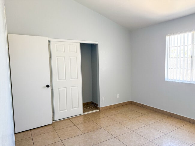 Building Photo - $1,400/mo