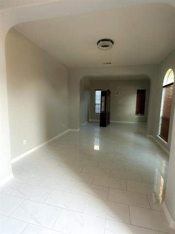 Building Photo - 9309 Stonewood Dr