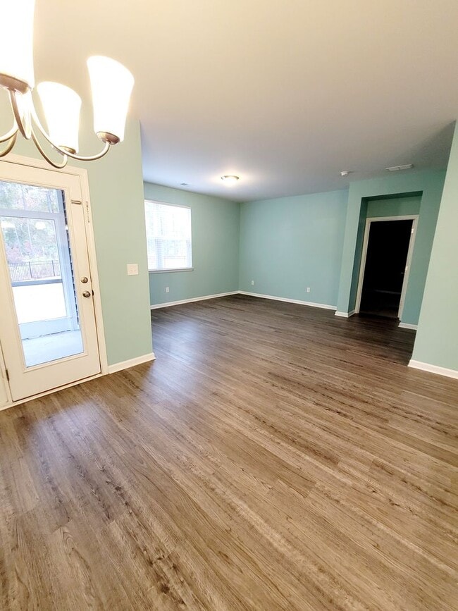 Building Photo - Desireable 4 Bedroom home in The Farm