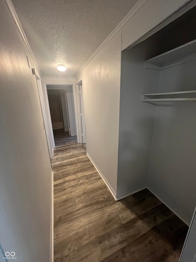 Building Photo - 2000 Indianapolis Rd