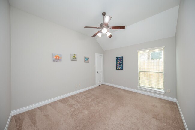 Building Photo - 27907 Brandy Creek Lane