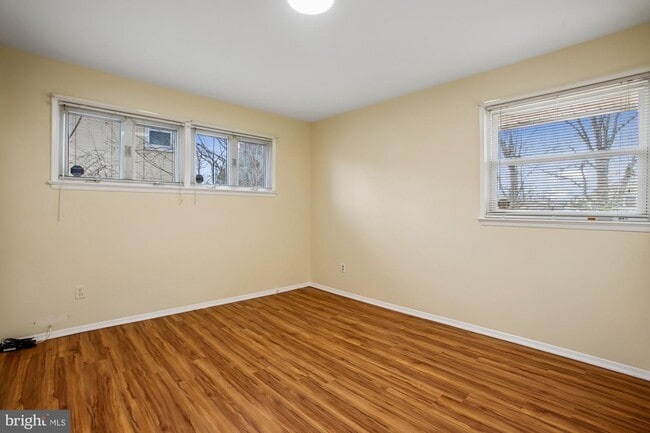 Building Photo - 6621 Edsall Rd