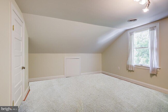 Building Photo - 1907 Luzerne Ave