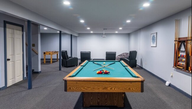 Building Photo - 322 Brentwood Dr