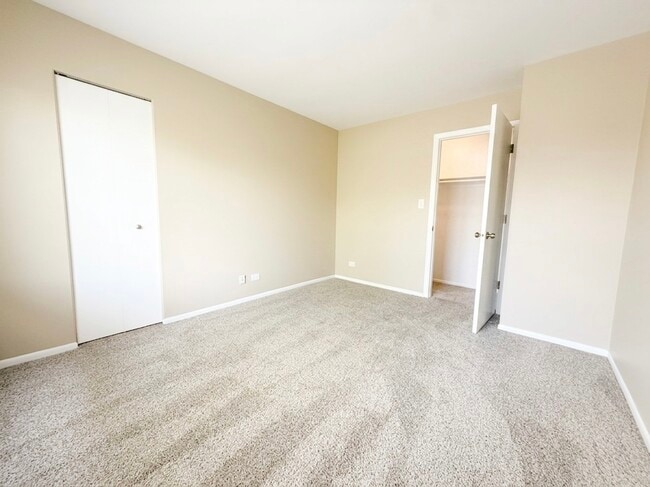 Building Photo - 1344 Barclay Ln
