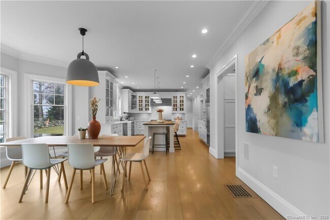 Building Photo - 46 Burr Farms Rd