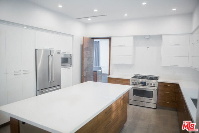Building Photo - 11200 Dona Lola Dr
