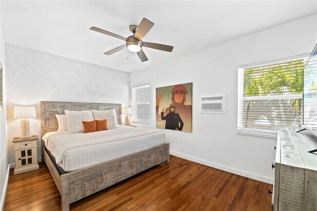 Building Photo - 3015 Seville St