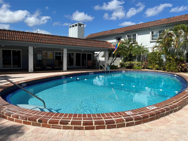 Building Photo - 639 W Oakland Park Blvd