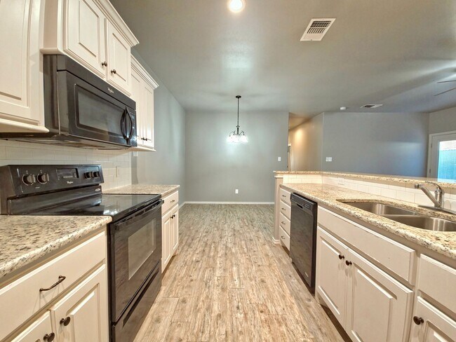 Building Photo - 1109 Preston Trails