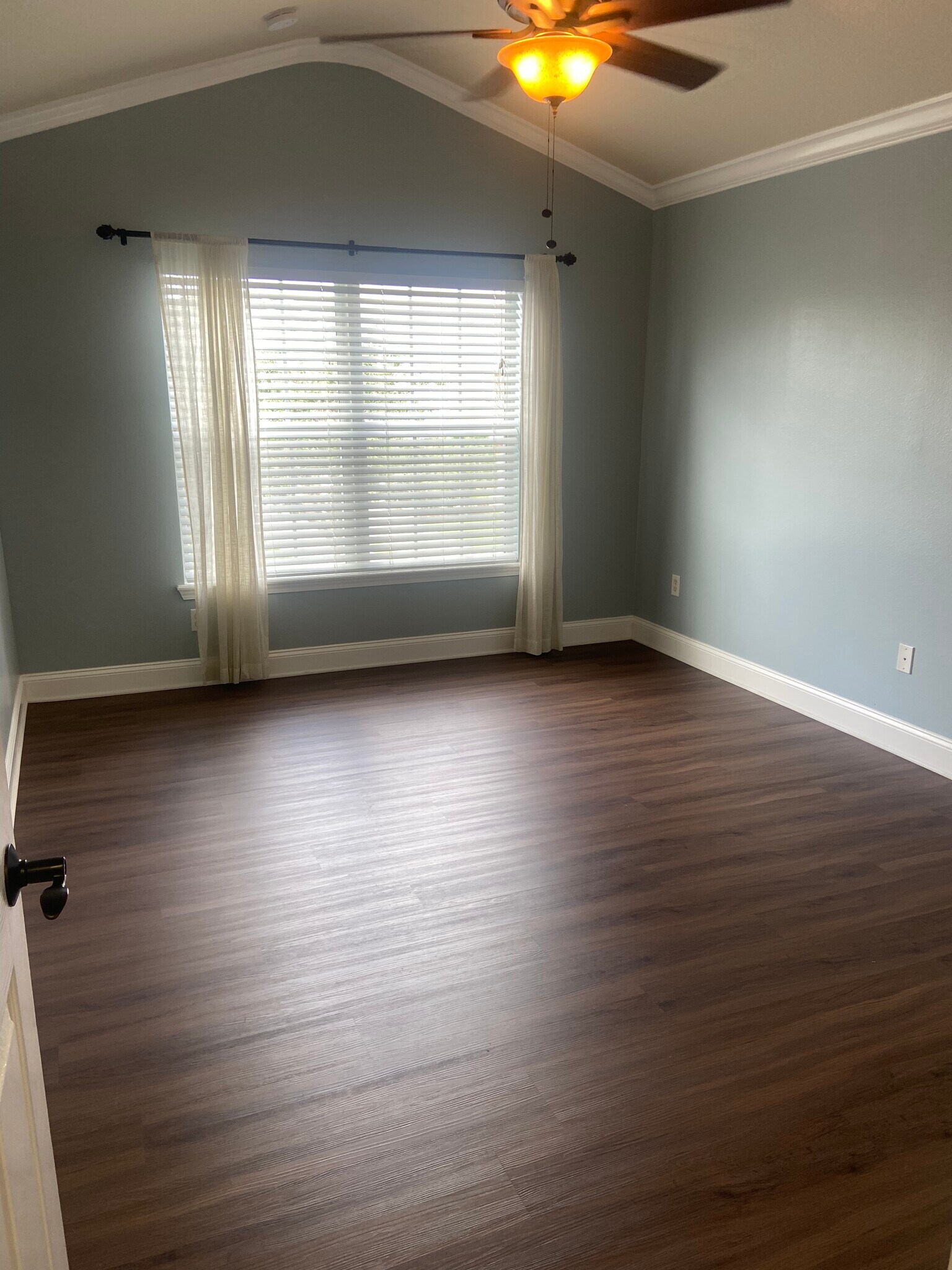 Building Photo - 4115 Crownwood Dr