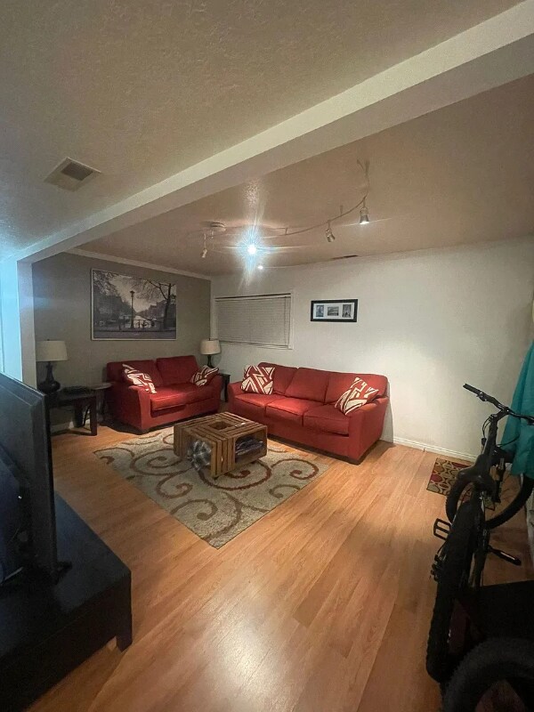 Building Photo - 1245 Riverside Ave