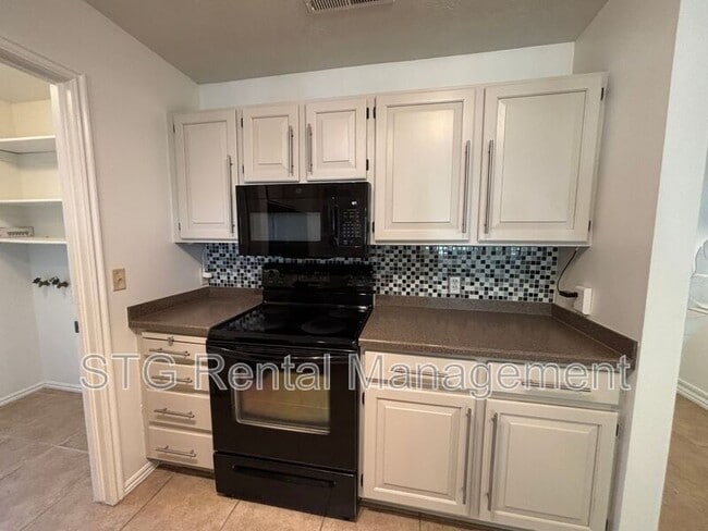 Building Photo - 1509 W 750 N