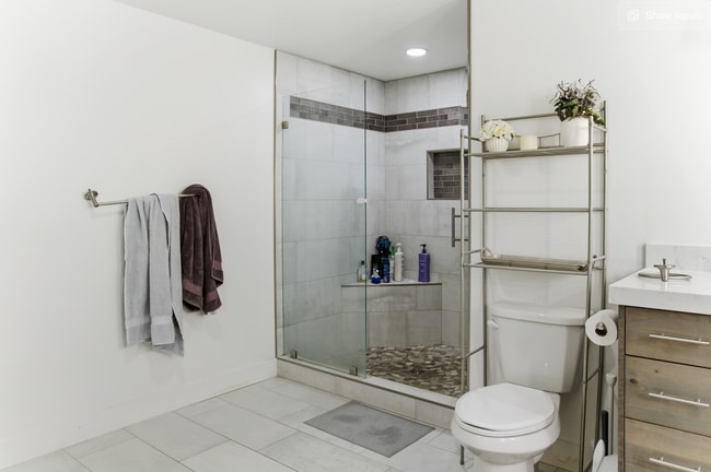 Building Photo - 193 N 300 E