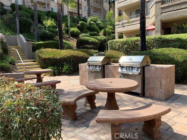 Building Photo - 2040 Las Colinas Cir