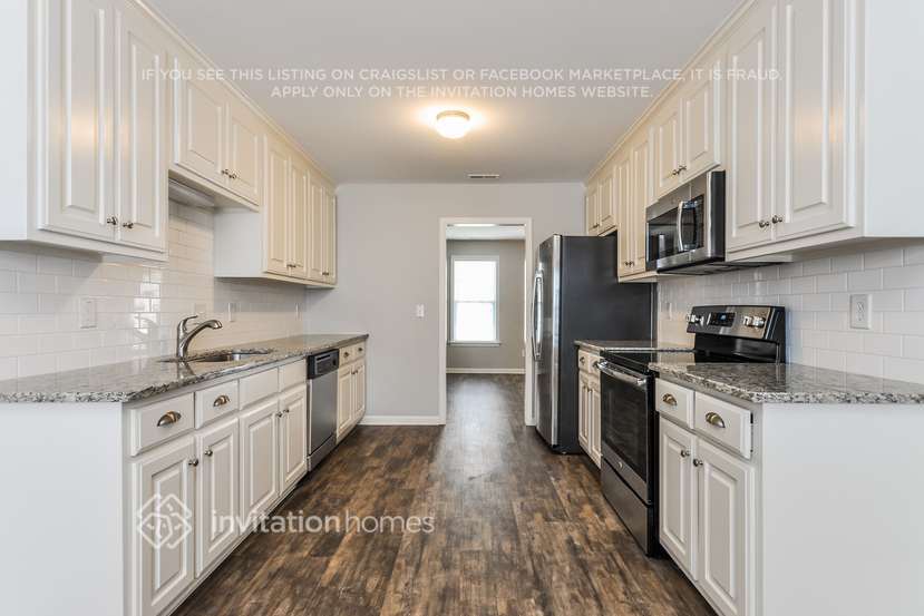 Building Photo - 312 Whitehall Ct