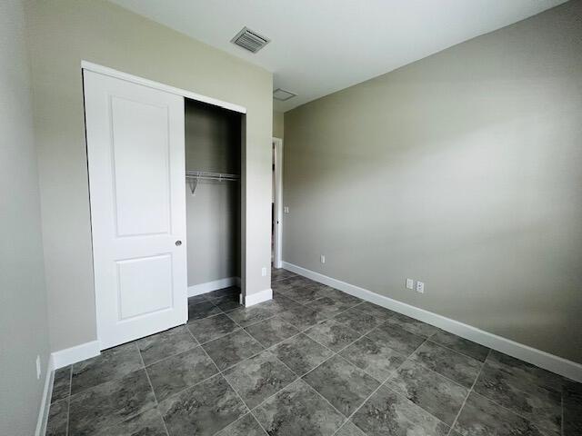 Building Photo - 5477 Liberty Ln