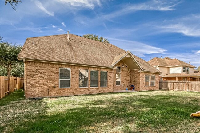 Building Photo - 13910 Desert Trace Ct