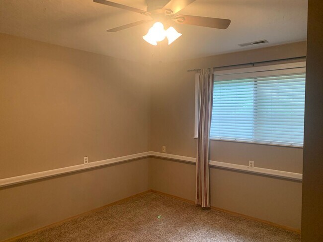 Building Photo - 4213 Tyler Way