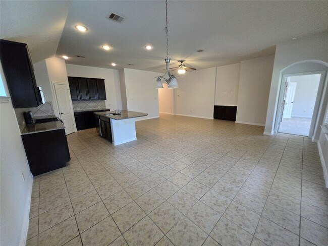 Building Photo - 26502 Green Heron Dr