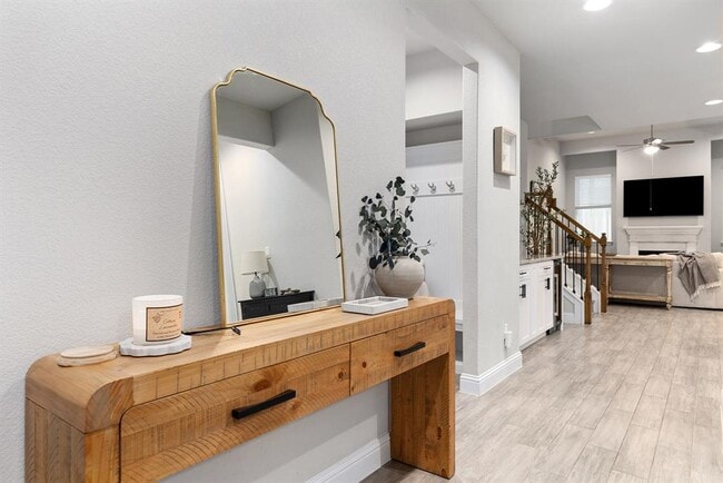 Building Photo - 6720 Verona Pl