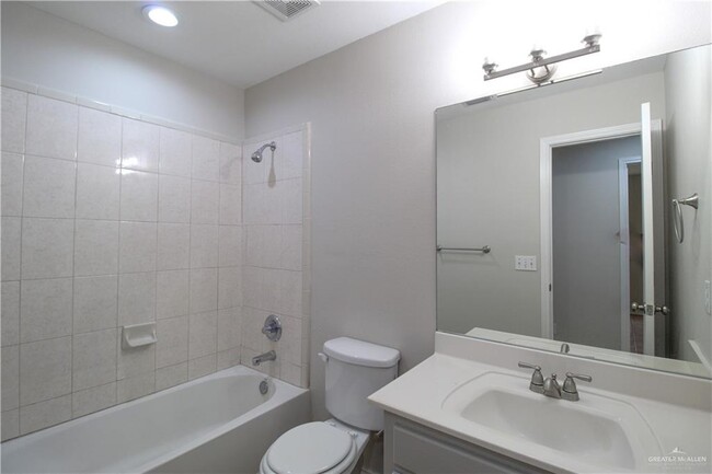 Building Photo - 5100 N 25th St