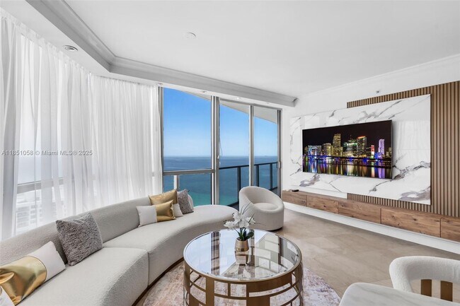 Building Photo - 3101 S Ocean Dr