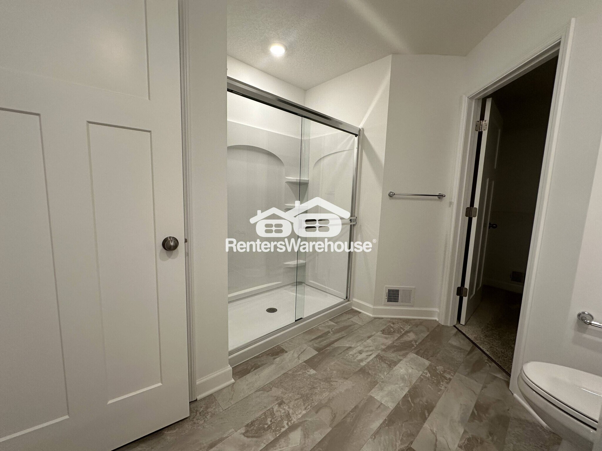 Building Photo - 1065 Jubert Dr