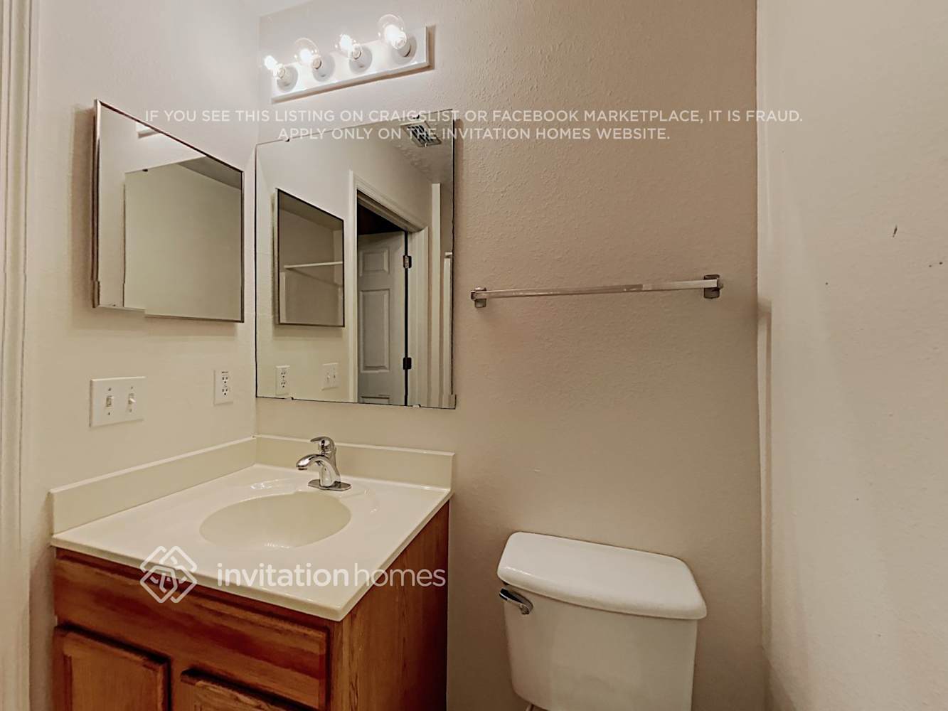 Building Photo - 919 Amboise Ln