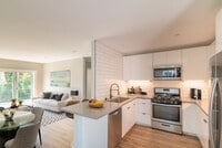 Building Photo - 4511-4517 Prospect Ave